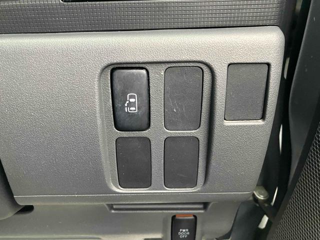 タント カスタムXリミテッド 電動スライドドア ナビ HID スマートキー 電動格納ミラー シートヒーター ベンチシート CVT 盗難防止システム ABS アルミホイール 衝突安全ボディ エアコン パワーステアリング(9枚目)