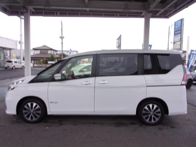 日産 セレナ