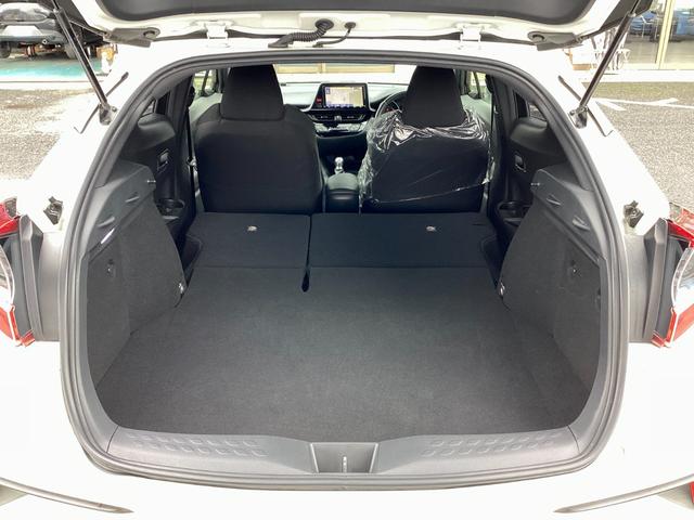 C-HR S LEDパッケージ ハイブリッド トヨタセーフティセンス 純正9インチSDナビ バックカメラ フルセグ TRDエアロ ビルトインETC2.0 LEDヘッドライト ドラレコ オートクルーズコントロール オートハイビーム(11枚目)