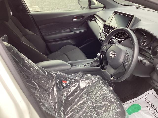 C-HR S LEDパッケージ ハイブリッド トヨタセーフティセンス 純正9インチSDナビ バックカメラ フルセグ TRDエアロ ビルトインETC2.0 LEDヘッドライト ドラレコ オートクルーズコントロール オートハイビーム(13枚目)