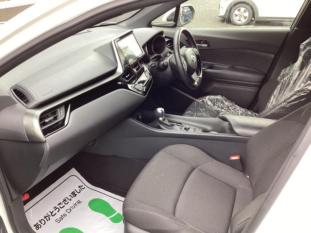 C-HR S LEDパッケージ ハイブリッド トヨタセーフティセンス 純正9インチSDナビ バックカメラ フルセグ TRDエアロ ビルトインETC2.0 LEDヘッドライト ドラレコ オートクルーズコントロール オートハイビーム(15枚目)
