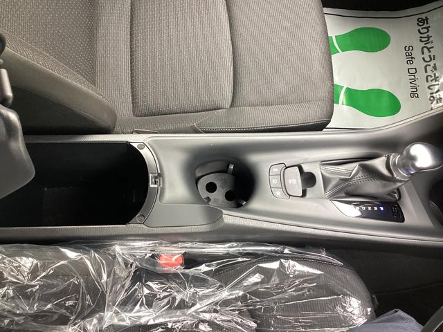 C-HR S LEDパッケージ ハイブリッド トヨタセーフティセンス 純正9インチSDナビ バックカメラ フルセグ TRDエアロ ビルトインETC2.0 LEDヘッドライト ドラレコ オートクルーズコントロール オートハイビーム(32枚目)