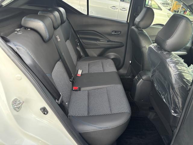 キックス ｅ－ＰＯＷＥＲ　Ｘ　エマージェンシーブレーキ　プロパイロット　アラウンドビューモニター　デジタルインナーミラー　クルーズコントロール　メモリーナビ　地デジ　前席シートヒーター　ステアリングヒーター　ＬＥＤヘッドライト（14枚目）