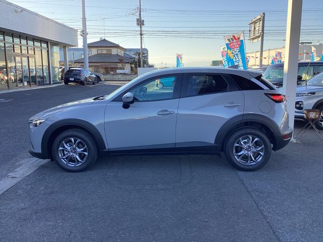 ＣＸ－３ １５Ｓ　ツーリング　新車未登録　スマートシティブレーキサポート　８．８インチセンターディスプレイ　フルセグ　３６０°ビューモニター　レーダークルーズコントロール　ＬＥＤヘッドライト　電動パーキングブレーキ（5枚目）