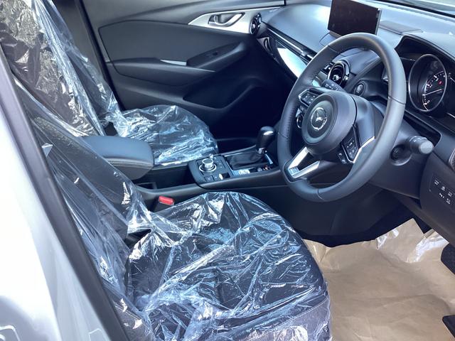 ＣＸ－３ １５Ｓ　ツーリング　新車未登録　スマートシティブレーキサポート　８．８インチセンターディスプレイ　フルセグ　３６０°ビューモニター　レーダークルーズコントロール　ＬＥＤヘッドライト　電動パーキングブレーキ（10枚目）