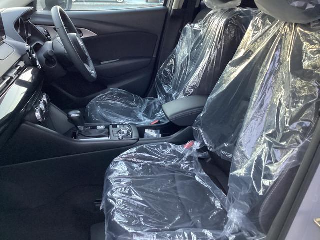 ＣＸ－３ １５Ｓ　ツーリング　新車未登録　スマートシティブレーキサポート　８．８インチセンターディスプレイ　フルセグ　３６０°ビューモニター　レーダークルーズコントロール　ＬＥＤヘッドライト　電動パーキングブレーキ（12枚目）