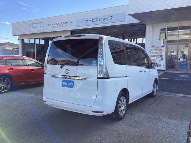 セレナ ２０Ｓ　エマージェンシーブレーキ　純正ナビ　地デジ　バックカメラ　Ｂｌｕｅｔｏｏｔｈ　ドラレコ　片側電動スライドドア　プッシュスタート　オートライト　ウィンカーミラー（8枚目）