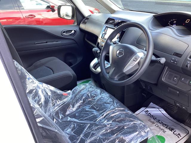 セレナ ２０Ｓ　エマージェンシーブレーキ　純正ナビ　地デジ　バックカメラ　Ｂｌｕｅｔｏｏｔｈ　ドラレコ　片側電動スライドドア　プッシュスタート　オートライト　ウィンカーミラー（10枚目）