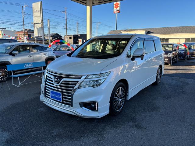 エルグランド ２５０ハイウェイスター　後期型　純正ナビ　フルセグ　走行中ＴＶ視聴可　バックカメラ　純正フリップダウンモニター　両側電動スライドドア　ハーフレザーシート　フロントスポイラーデイライト　オットマン　ドライブレコーダー前後（8枚目）