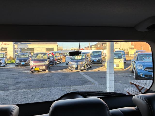 エルグランド ２５０ハイウェイスター　後期型　純正ナビ　フルセグ　走行中ＴＶ視聴可　バックカメラ　純正フリップダウンモニター　両側電動スライドドア　ハーフレザーシート　フロントスポイラーデイライト　オットマン　ドライブレコーダー前後（34枚目）