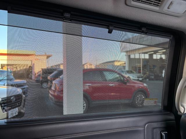 エルグランド ２５０ハイウェイスター　後期型　純正ナビ　フルセグ　走行中ＴＶ視聴可　バックカメラ　純正フリップダウンモニター　両側電動スライドドア　ハーフレザーシート　フロントスポイラーデイライト　オットマン　ドライブレコーダー前後（35枚目）