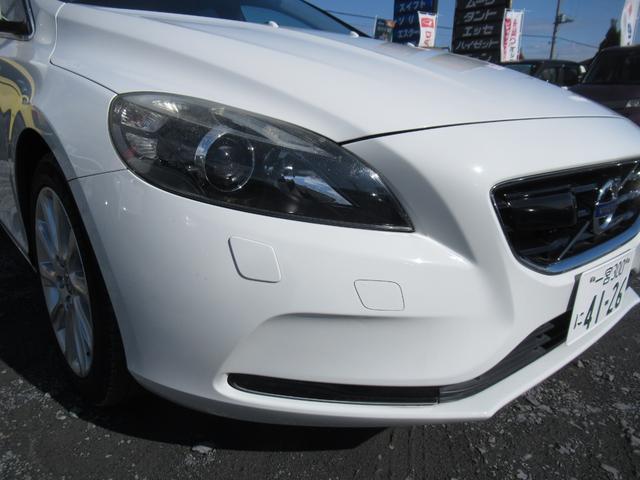 Ｖ４０ Ｔ４　ＳＥ　正規輸入車　走行４１４２７ｋｍ　修復歴なし　本革シート　シートヒーター　純正ナビ／ＴＶ　ＨＩＤオートライト　純正１７インチアルミ　スマートキー　ＥＴＣ　ドライブレコーダー　禁煙車　整備付き（45枚目）