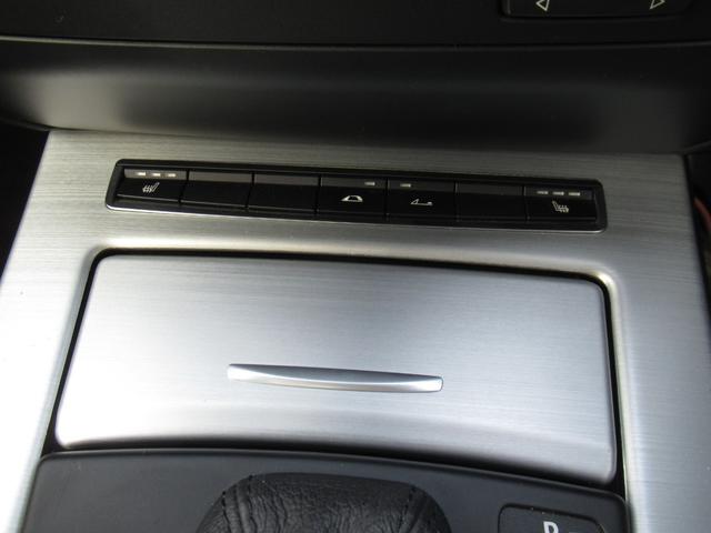 Ｚ４ ｓＤｒｉｖｅ２３ｉ　ハイラインパッケージ　正規輸入車　修復歴無し　本革パワーシート　純正ｉドライブＨＤＤナビ　ミラー型　バックモニター　ＥＴＣ　ドライブレコーダー　電動オープンＯＫ（55枚目）