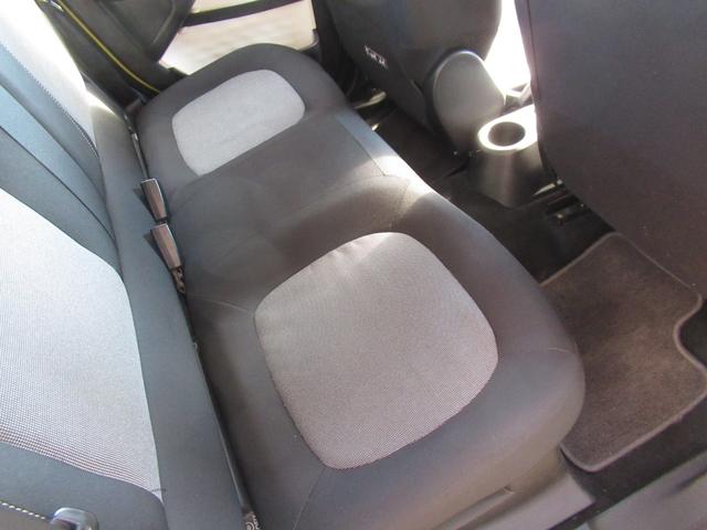 トゥインゴ インテンス 修復歴無し 走行6万キロ台 純正オーディオ Bluetooth接続 オートライト 車両取説・スペアーキー完備 リヤパーキングセンサー ETC 15インチアルミ 900ccターボ(14枚目)