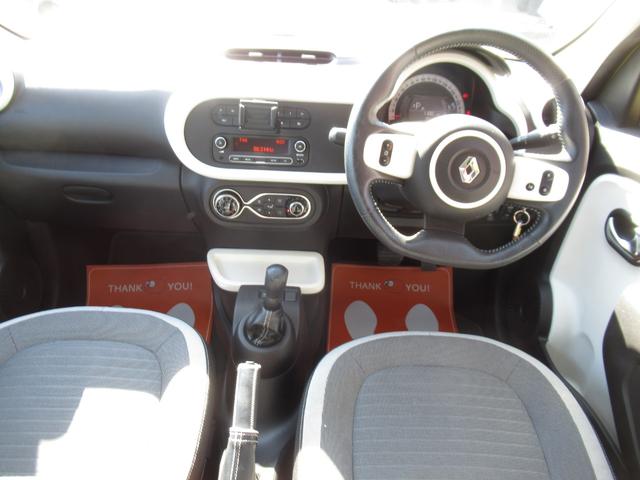 トゥインゴ インテンス 修復歴無し 走行6万キロ台 純正オーディオ Bluetooth接続 オートライト 車両取説・スペアーキー完備 リヤパーキングセンサー ETC 15インチアルミ 900ccターボ(15枚目)