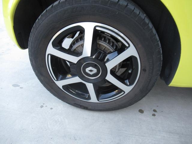 トゥインゴ インテンス 修復歴無し 走行6万キロ台 純正オーディオ Bluetooth接続 オートライト 車両取説・スペアーキー完備 リヤパーキングセンサー ETC 15インチアルミ 900ccターボ(20枚目)