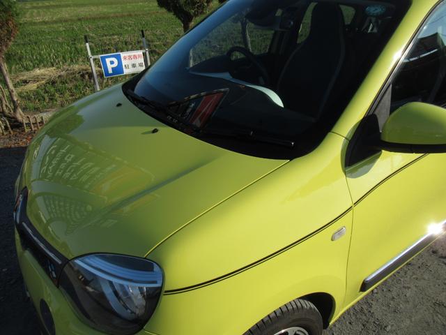 トゥインゴ インテンス 修復歴無し 走行6万キロ台 純正オーディオ Bluetooth接続 オートライト 車両取説・スペアーキー完備 リヤパーキングセンサー ETC 15インチアルミ 900ccターボ(30枚目)