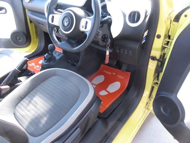 トゥインゴ インテンス 修復歴無し 走行6万キロ台 純正オーディオ Bluetooth接続 オートライト 車両取説・スペアーキー完備 リヤパーキングセンサー ETC 15インチアルミ 900ccターボ(47枚目)