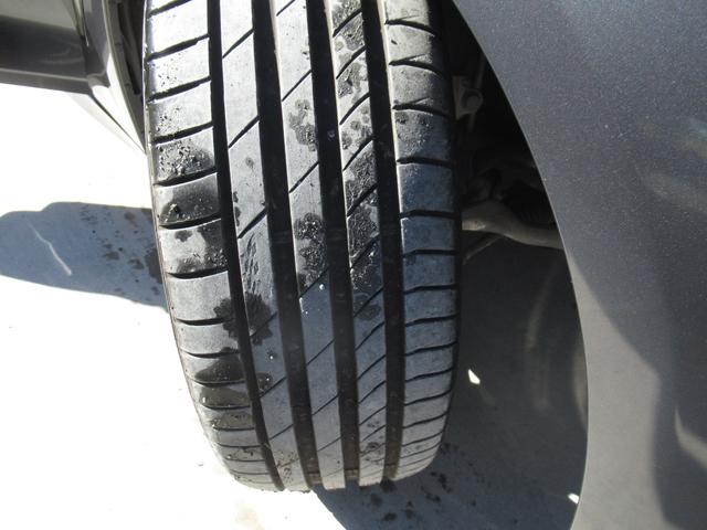 3シリーズ 320iグランツーリスモ Mスポーツ 修復歴無し 走行5万キロ台 純正iドライブナビ パドルシフト付き バックモニター+パークディスタンス コンフォートアクセス 19インチアルミ 車両取説・メンテナンスノート・整備記録簿付き(23枚目)