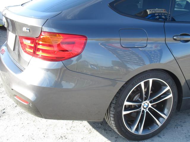 3シリーズ 320iグランツーリスモ Mスポーツ 修復歴無し 走行5万キロ台 純正iドライブナビ パドルシフト付き バックモニター+パークディスタンス コンフォートアクセス 19インチアルミ 車両取説・メンテナンスノート・整備記録簿付き(29枚目)