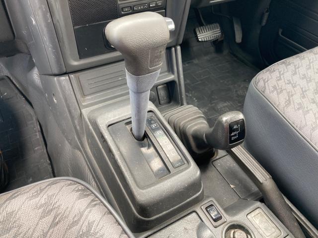 XE ディーゼルICターボ 社外アルミ チェッカープレート(縞鋼板)調シート パートタイム4WD エアバッグ 消火器付(11枚目)