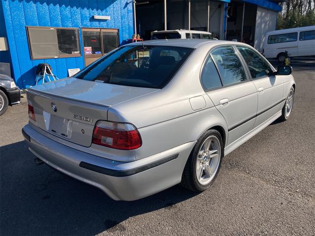 530i 走行3.6万km E39 エアロ 純正17インチアルミ サンルーフ パワーシート HID(8枚目)