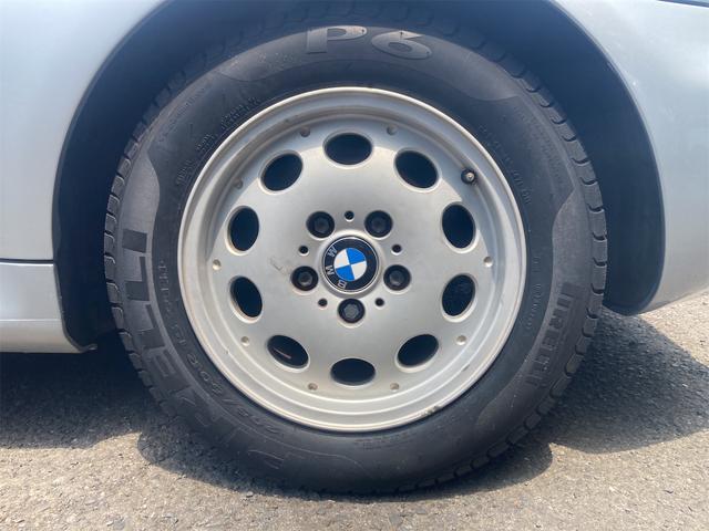 Ｚ３ロードスター ベースグレード　走行５．５ｋｍ　５ＭＴ　左ハンドル　ディーラー車　純正アルミ　オープン　ハーフレザーパワーシート　キーレス　フォグランプ　エアーバッグ　ＡＢＳ　エアコン　パワーステアリング　パワーウィンドウ　取説（20枚目）
