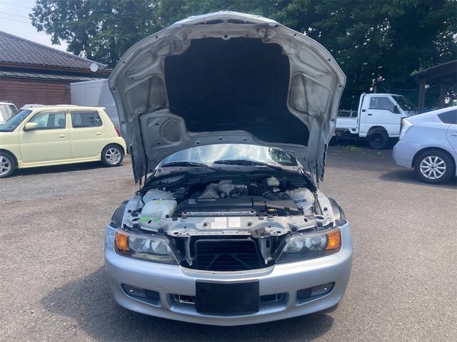 Ｚ３ロードスター ベースグレード　走行５．５ｋｍ　５ＭＴ　左ハンドル　ディーラー車　純正アルミ　オープン　ハーフレザーパワーシート　キーレス　フォグランプ　エアーバッグ　ＡＢＳ　エアコン　パワーステアリング　パワーウィンドウ　取説（21枚目）