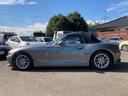 Ｚ４ ２．２ｉ　直列６気筒ＤＯＨＣ　２．２Ｌ（１７０ｐｓ）ソフトトップオープン　運／助／サイドエアバッグ　アルミホイール　純正ナビ　ＣＤ　キーレス　ＡＢＳ　ＥＴＣ　熱線入りガラス製リアウインドウ（5枚目）
