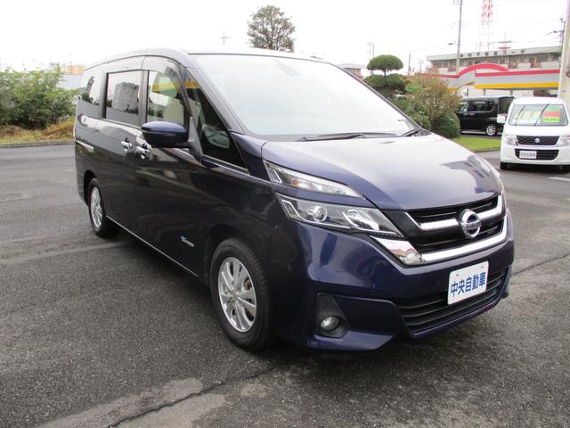 セレナ G アラウンドビューモニター メモリーナビ フルセグTV CD DVD再生可能 ミュージックサーバ Bluetooth接続オーディオ 後席フリップダウンモニター エマージェンシーブレーキ 電動スライドドア(3枚目)