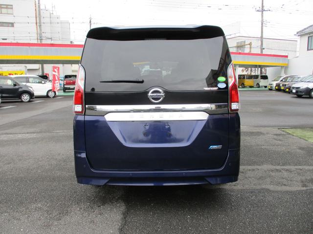 セレナ G アラウンドビューモニター メモリーナビ フルセグTV CD DVD再生可能 ミュージックサーバ Bluetooth接続オーディオ 後席フリップダウンモニター エマージェンシーブレーキ 電動スライドドア(8枚目)