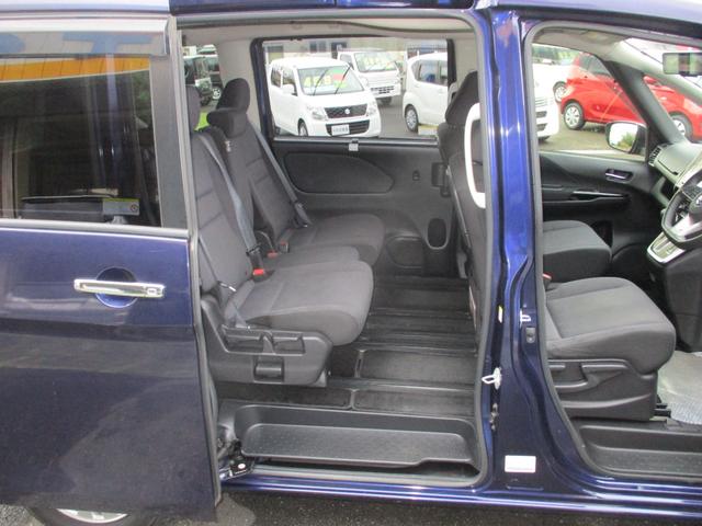 セレナ G アラウンドビューモニター メモリーナビ フルセグTV CD DVD再生可能 ミュージックサーバ Bluetooth接続オーディオ 後席フリップダウンモニター エマージェンシーブレーキ 電動スライドドア(36枚目)