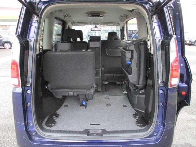 セレナ G アラウンドビューモニター メモリーナビ フルセグTV CD DVD再生可能 ミュージックサーバ Bluetooth接続オーディオ 後席フリップダウンモニター エマージェンシーブレーキ 電動スライドドア(41枚目)