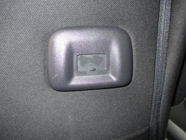 セレナ G アラウンドビューモニター メモリーナビ フルセグTV CD DVD再生可能 ミュージックサーバ Bluetooth接続オーディオ 後席フリップダウンモニター エマージェンシーブレーキ 電動スライドドア(50枚目)