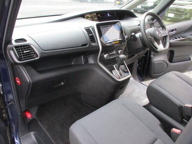 セレナ G アラウンドビューモニター メモリーナビ フルセグTV CD DVD再生可能 ミュージックサーバ Bluetooth接続オーディオ 後席フリップダウンモニター エマージェンシーブレーキ 電動スライドドア(57枚目)