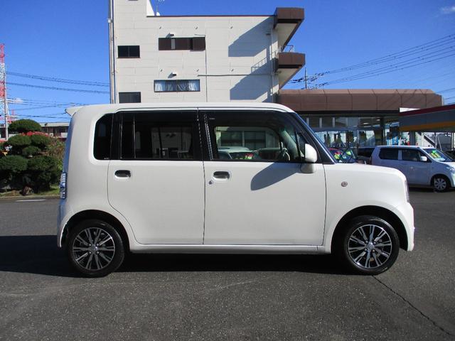 ムーヴコンテ Ｌ　ＶＳＩＩ　純正ＣＤオーディオ　純正１４インチアルミホイール　純正フォグランプ　純正ルーフスポイラー　電動格納ミラー　キーレスエントリー　アイドリングストップ車　ベンチシート　革巻きステアリング（6枚目）