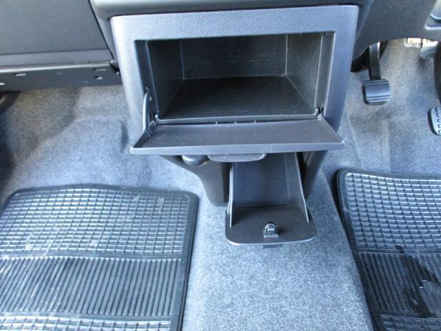 ムーヴコンテ Ｌ　ＶＳＩＩ　純正ＣＤオーディオ　純正１４インチアルミホイール　純正フォグランプ　純正ルーフスポイラー　電動格納ミラー　キーレスエントリー　アイドリングストップ車　ベンチシート　革巻きステアリング（17枚目）