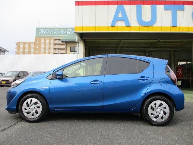 アクア S メモリーナビゲーション CD Bluetooth接続オーディオ バックモニター トヨタセーフティーセンス ETC オートエアコン 電動格納ミラー 横滑り防止機能 オートハイビーム プライバシーガラス(10枚目)