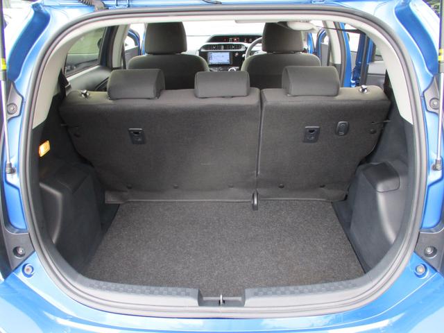 アクア S メモリーナビゲーション CD Bluetooth接続オーディオ バックモニター トヨタセーフティーセンス ETC オートエアコン 電動格納ミラー 横滑り防止機能 オートハイビーム プライバシーガラス(35枚目)