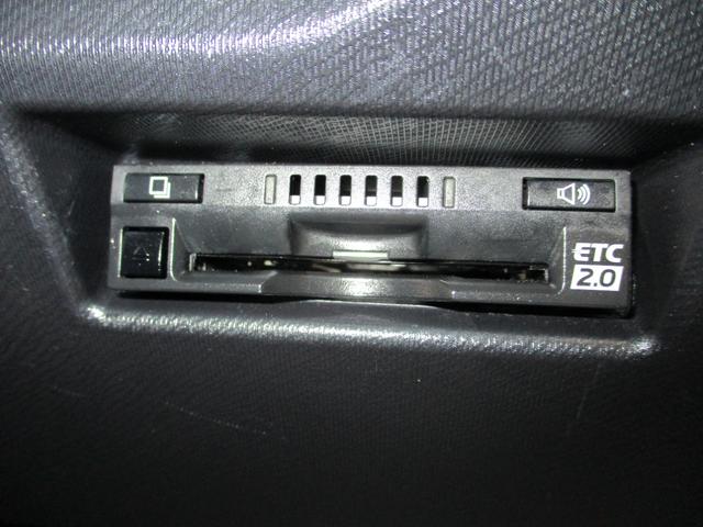 アクア Ｓスタイルブラック　メモリーナビゲーション　フルセグＴＶ　ＣＤ　ＤＶＤ再生　ミュージックサーバー　Ｂｌｕｅｔｏｏｔｈ接続オーディオ　バックカメラ　スマートキー　プッシュスタート　社外１５インチアルミホイール　ＥＴＣ（30枚目）