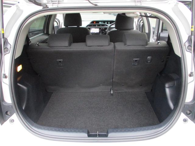 アクア Ｓスタイルブラック　メモリーナビゲーション　フルセグＴＶ　ＣＤ　ＤＶＤ再生　ミュージックサーバー　Ｂｌｕｅｔｏｏｔｈ接続オーディオ　バックカメラ　スマートキー　プッシュスタート　社外１５インチアルミホイール　ＥＴＣ（36枚目）