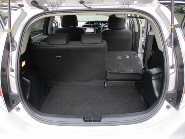 アクア Ｓスタイルブラック　メモリーナビゲーション　フルセグＴＶ　ＣＤ　ＤＶＤ再生　ミュージックサーバー　Ｂｌｕｅｔｏｏｔｈ接続オーディオ　バックカメラ　スマートキー　プッシュスタート　社外１５インチアルミホイール　ＥＴＣ（37枚目）