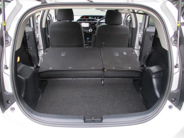 アクア Ｓスタイルブラック　メモリーナビゲーション　フルセグＴＶ　ＣＤ　ＤＶＤ再生　ミュージックサーバー　Ｂｌｕｅｔｏｏｔｈ接続オーディオ　バックカメラ　スマートキー　プッシュスタート　社外１５インチアルミホイール　ＥＴＣ（38枚目）