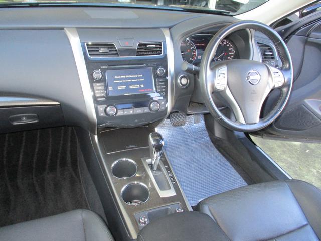 ティアナ ＸＶ　ナビＡＶＭパッケージ　純正メモリーナビゲーション　フルセグＴＶ　アラウンドビューモニター　純正革シート　純正ＨＩＤヘッドライト　純正１７インチアルミホイール　オートクルーズ　シートヒーター　シートクーラー　ＥＴＣ（44枚目）