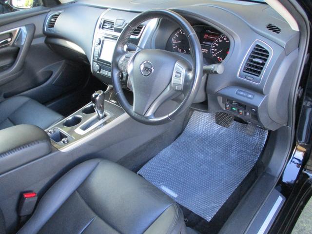 ティアナ ＸＶ　ナビＡＶＭパッケージ　純正メモリーナビゲーション　フルセグＴＶ　アラウンドビューモニター　純正革シート　純正ＨＩＤヘッドライト　純正１７インチアルミホイール　オートクルーズ　シートヒーター　シートクーラー　ＥＴＣ（45枚目）