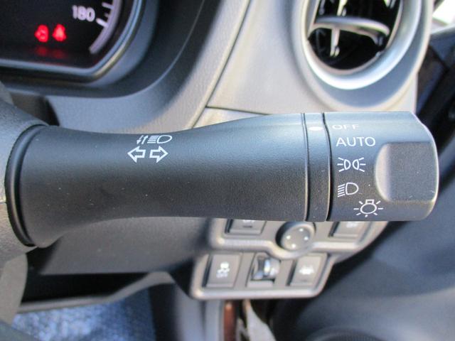 ノート Ｘ　純正メモリーナビゲーション　フルセグＴＶ　ＣＤ　Ｂｌｕｅｔｏｏｔｈ接続オーディオ　バックカメラ　スマートキー　プッシュスタート　エマージェンシーブレーキ　アイドリングストップ　横滑り防止機能　ＥＴＣ（24枚目）