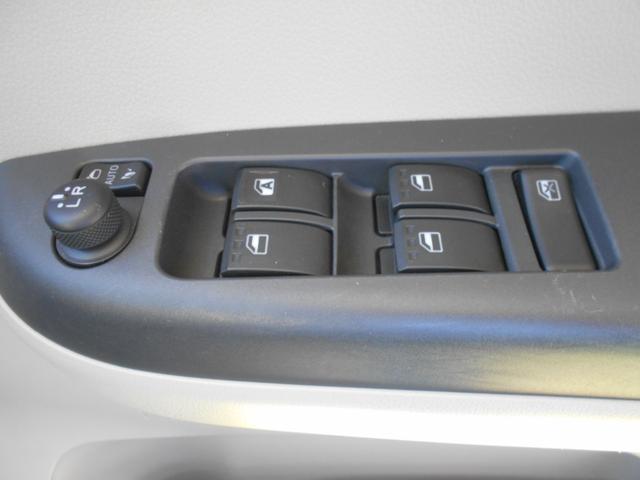 パッソ Ｘ　ＬパッケージＳ　メモリーナビ　ワンセグＴＶ　バックカメラ　スマートキー　プッシュスタート　衝突軽減ブレーキ　アイドリングストップ　ＥＴＣ　オートエアコン　ベンチシート　電動格納ミラー（33枚目）