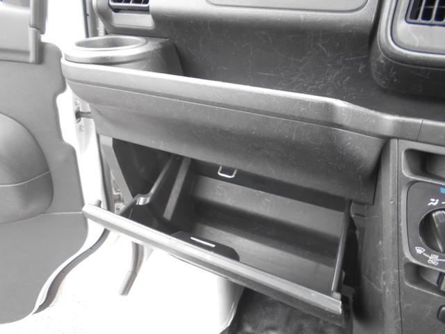 ハイゼットカーゴ デラックス　キーレス　エアコン　パワーステアリング　前席パワーウィンドウ　運転席助手席エアバック　アイドリングストップ　集中ドアロック　ハイルーフ（22枚目）