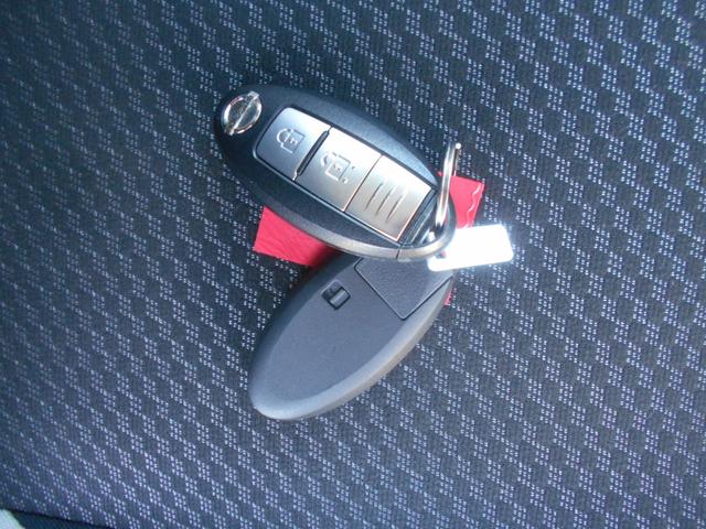 ノート ｅ－パワー　Ｘ　メモリーナビ　フルセグＴＶ　アラウンドビューモニター　スマートキー　プッシュスタート　衝突軽減ブレーキ　Ｂｌｕｅｔｏｏｔｈ　バックカメラ　オートエアコン　電動格納ミラー（20枚目）