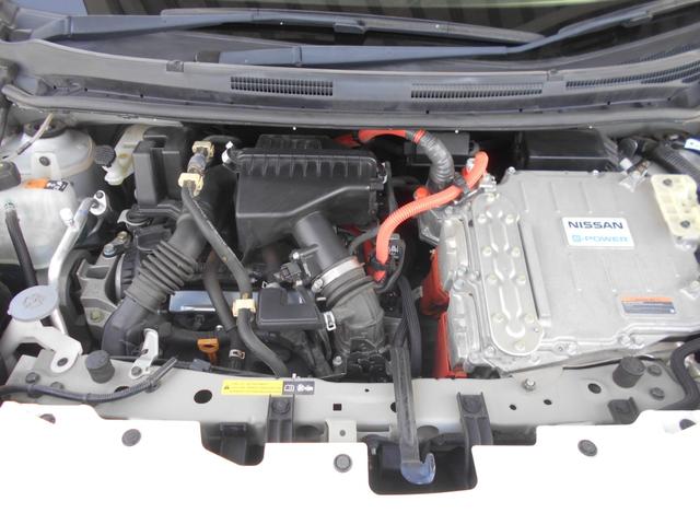 ノート e-パワー メダリスト メモリーナビ フルセグTV 衝突軽減ブレーキ スマートキー プッシュスタート Bluetooth LEDライト 15インチアルミホイール ETC 電動格納ミラー(14枚目)